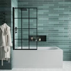 Drench Straight Single Ended Curved Bath & Shower Screen -Drench Store drench straight se curved bath 1700x700 black grid screen lifestyle
