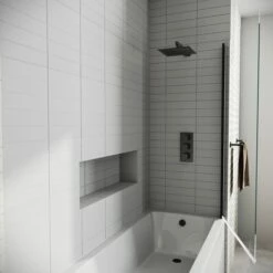 Drench Straight Single Ended Curved Bath & Matt Black Shower Screen 19 Drench Straight Single Ended Curved Bath & Matt Black Shower Screen -Drench Store drench straight se curved shower bath smoked glass screen detail